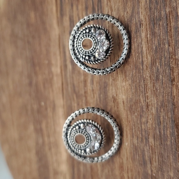 Crystal‎ wreath nwt earrings E847